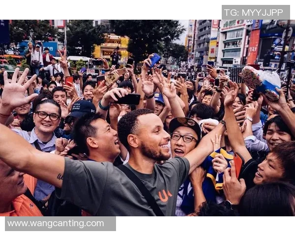 八月中国行足球球星齐聚赛场激情四溢精彩纷呈