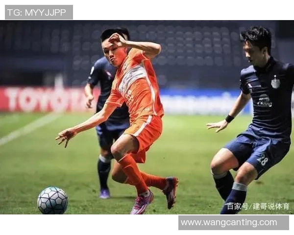 足球左前卫球星身高体重分析及其对比赛表现的影响探讨 足球左前卫球星身高体重分析及其对比赛表现的影响探讨