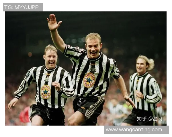 盘点经典足球球星板子图片展现绿茵场上永恒的热血与荣耀 盘点经典足球球星板子图片展现绿茵场上永恒的热血与荣耀